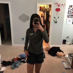 Levi’s army green knitted long sleeve with hood